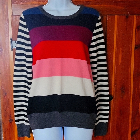 GAP Sweaters - Gap Sweater